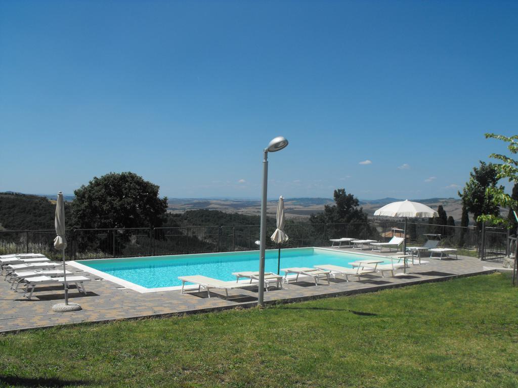 Finestra Della Val D'Orcia Lägenhet Contignano Rum bild
