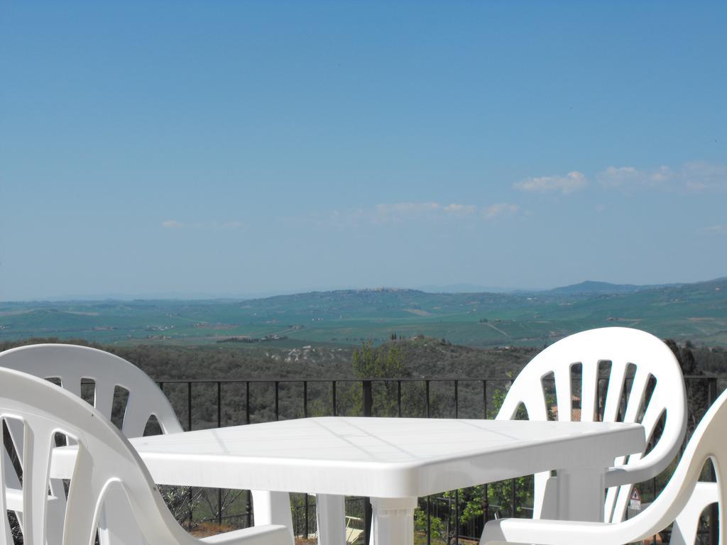 Finestra Della Val D'Orcia Lägenhet Contignano Rum bild